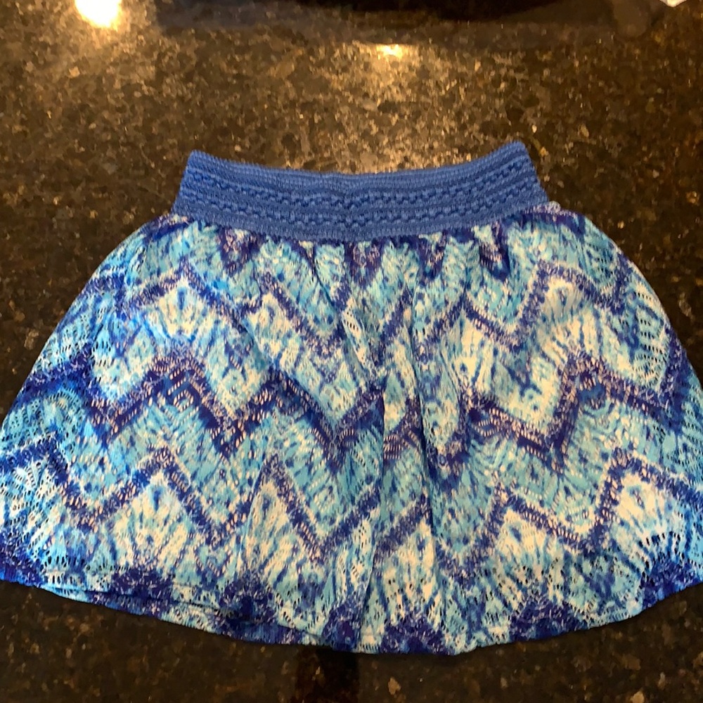 Pretty blue lace skirt with white lining